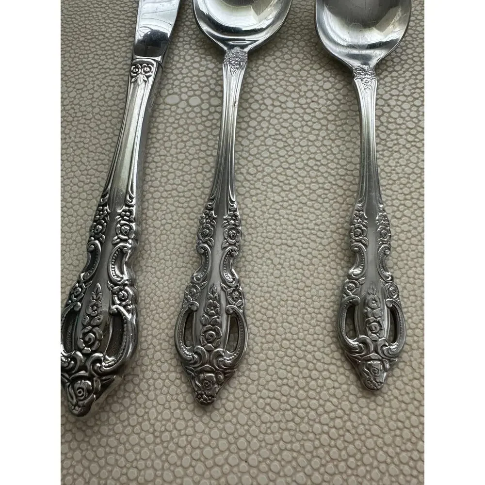 SSS Oneida Renoir Pembrooke Satin Stainless Steel 4pc Set Place Spoon Fork Knife